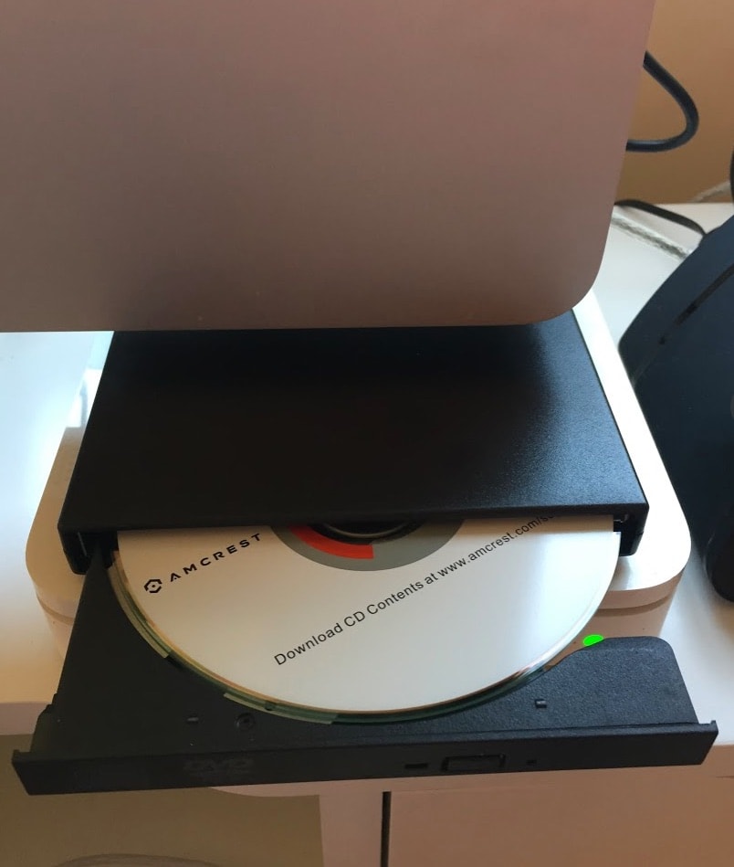VicTsing UD28B-VES, unidad Óptica DVD/CD externa portátil: al lado de nuestro imac con CD dentro