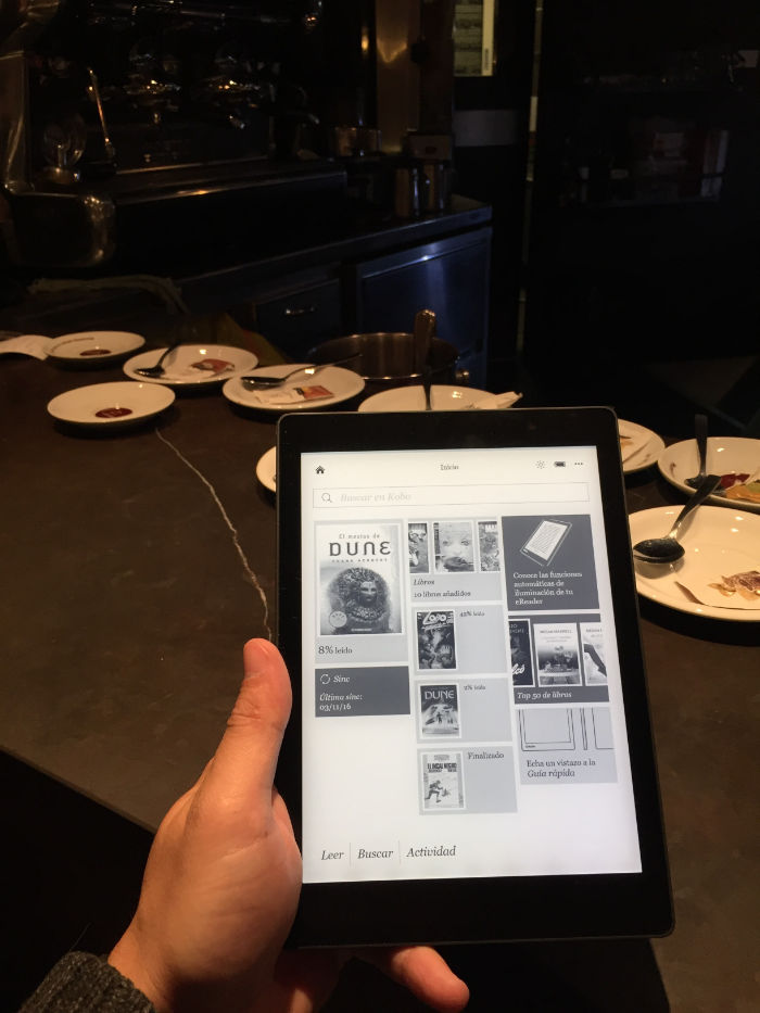 Kobo Aura One, opinión: un eReader para combatir a los Kindle de gama alta
