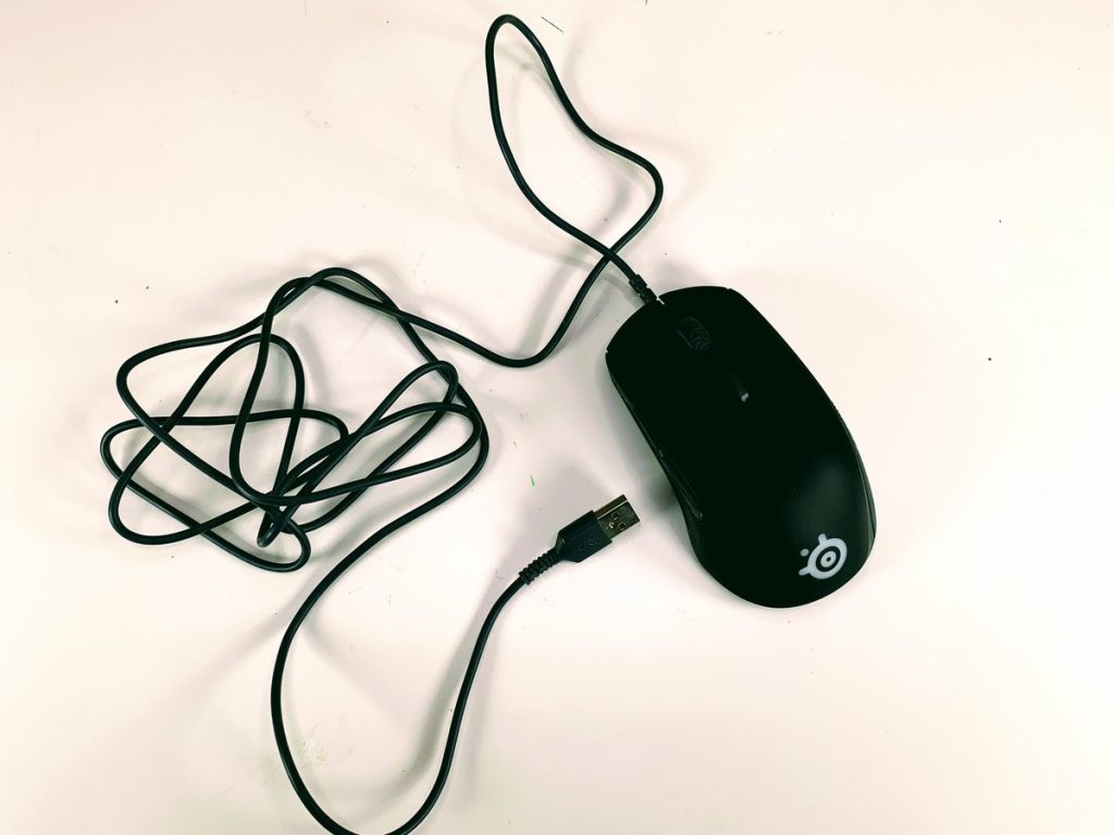 SteelSeries Rival 110: cable