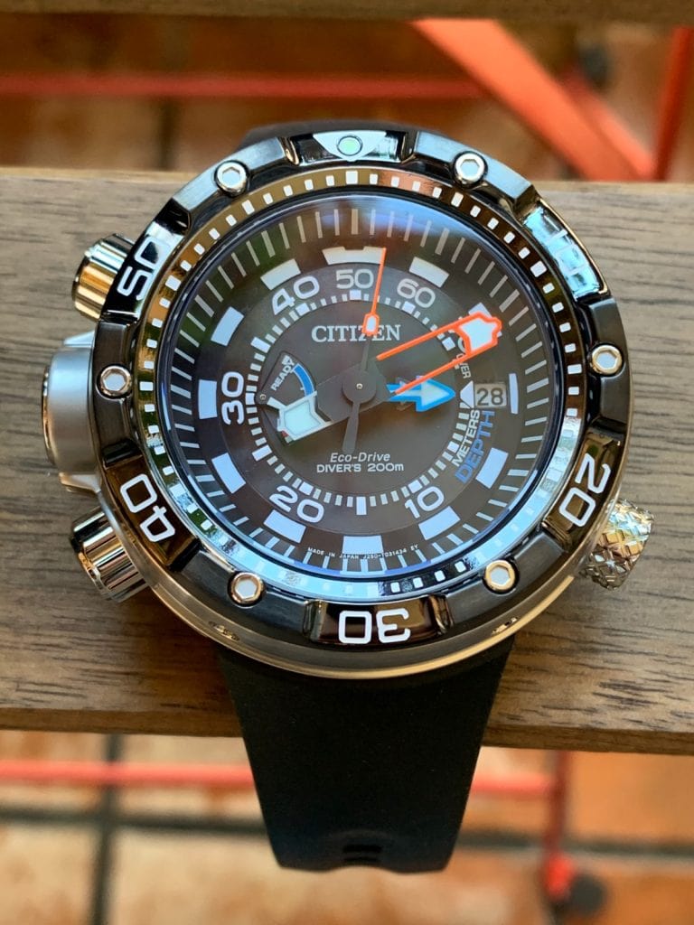Citizen Aqualand Eco Drive Promaster BN2024-05E: funciones y características para buceo