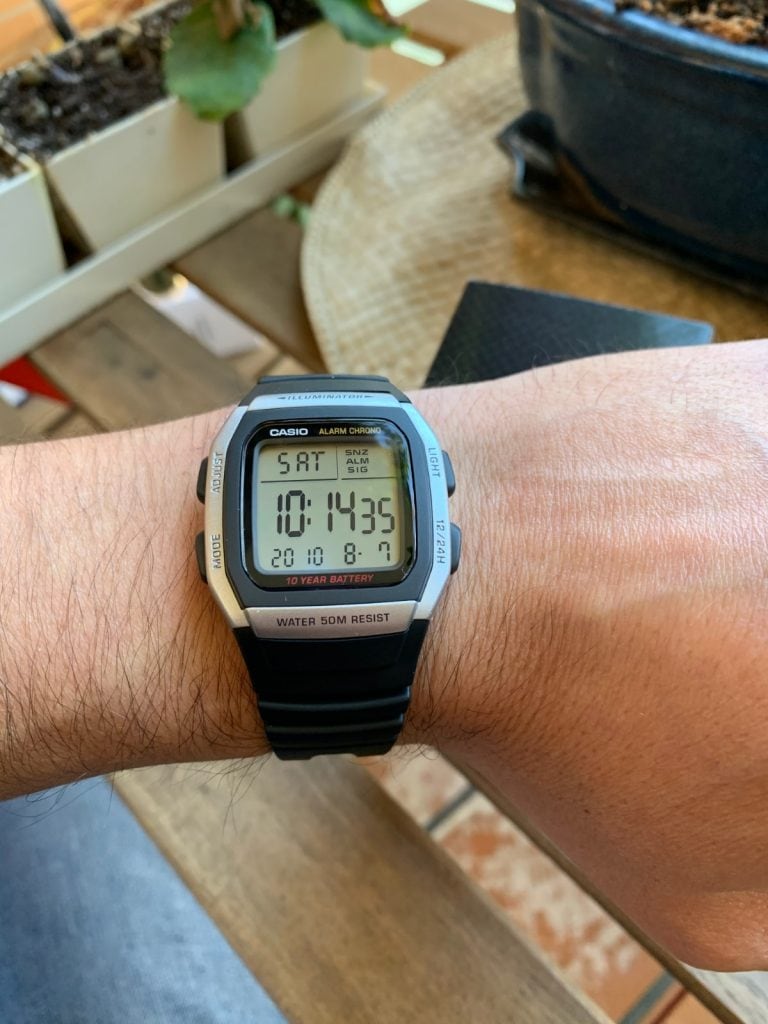 Casio W-96H: otro reloj deportivo con un diseño menos habitual en Casio.