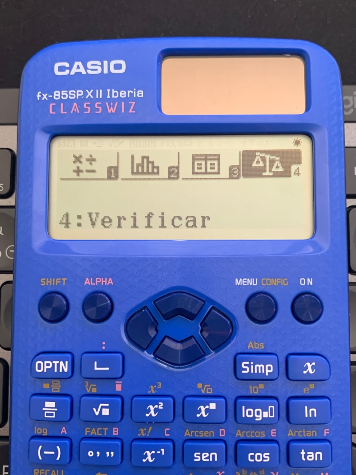calculadoras científicas: Casio fx-82 y fx-85 SP X II Iberia