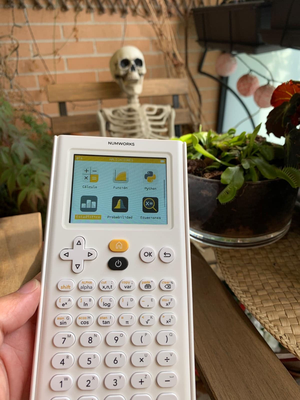 NumWorks Calculadora Gráfica: pantalla y teclado