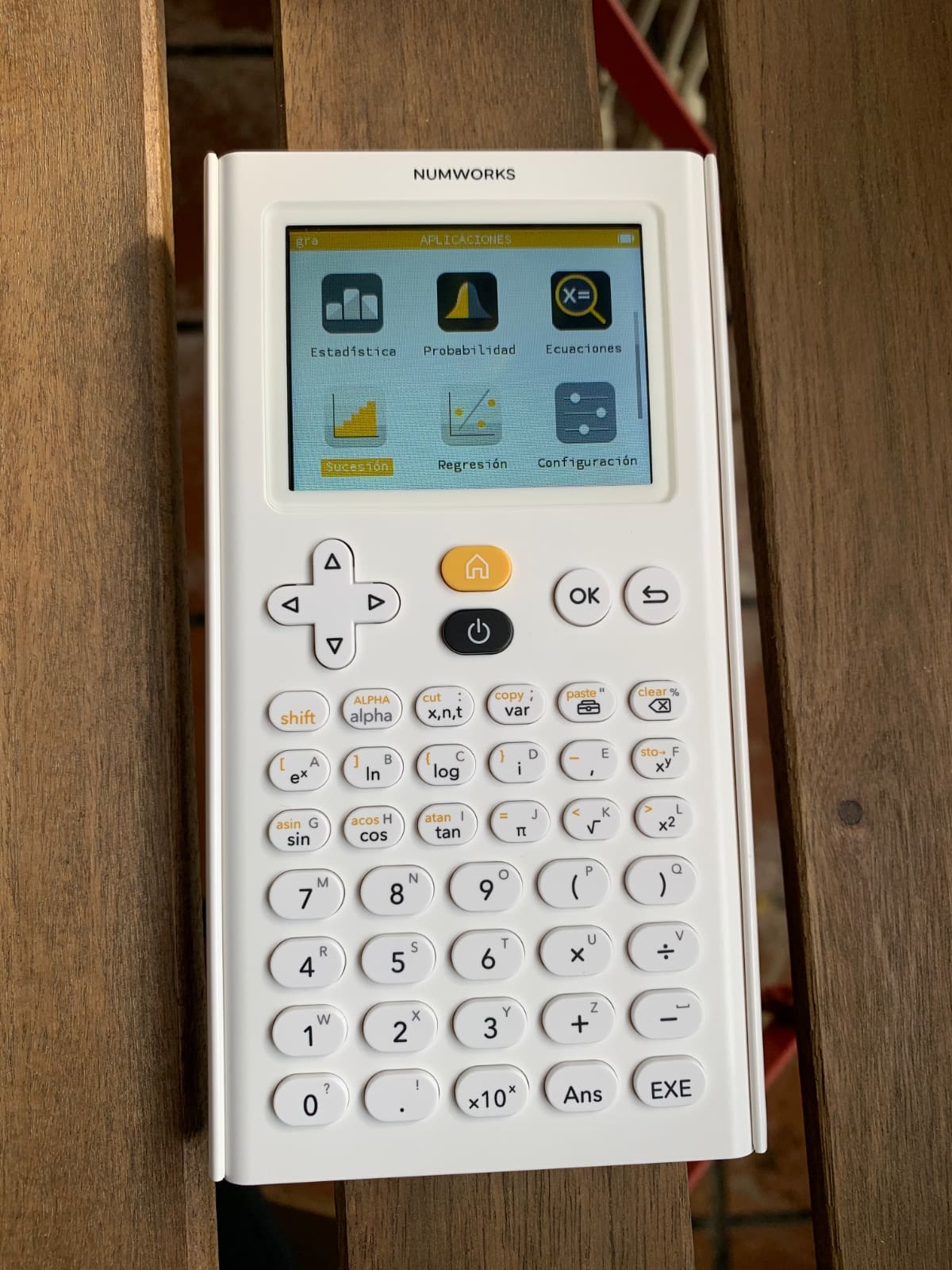 NumWorks Calculadora Gráfica: pantalla y teclado