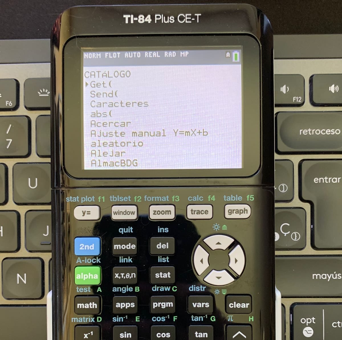 Texas Instruments TI-84 Plus CE-T - Opinión (Calculadora gráfica)