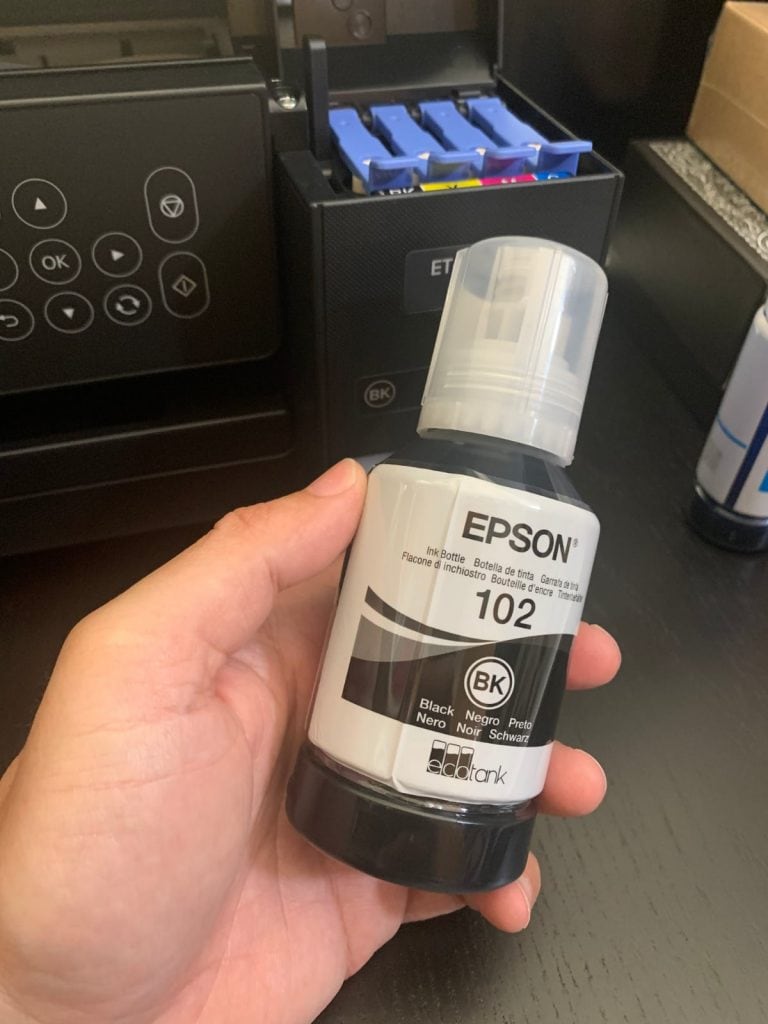 Epson EcoTank ET-2750: como usar los botes de tinta