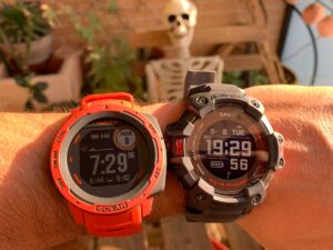 g shock gbd h1000 vs garmin instinct solar