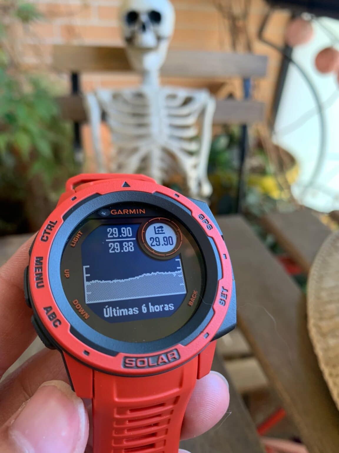 gbd h1000 vs garmin instinct solar