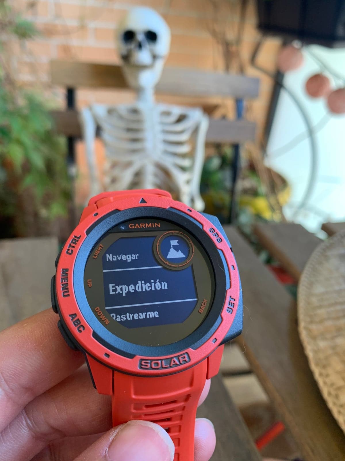 casio gbd h1000 vs garmin instinct solar