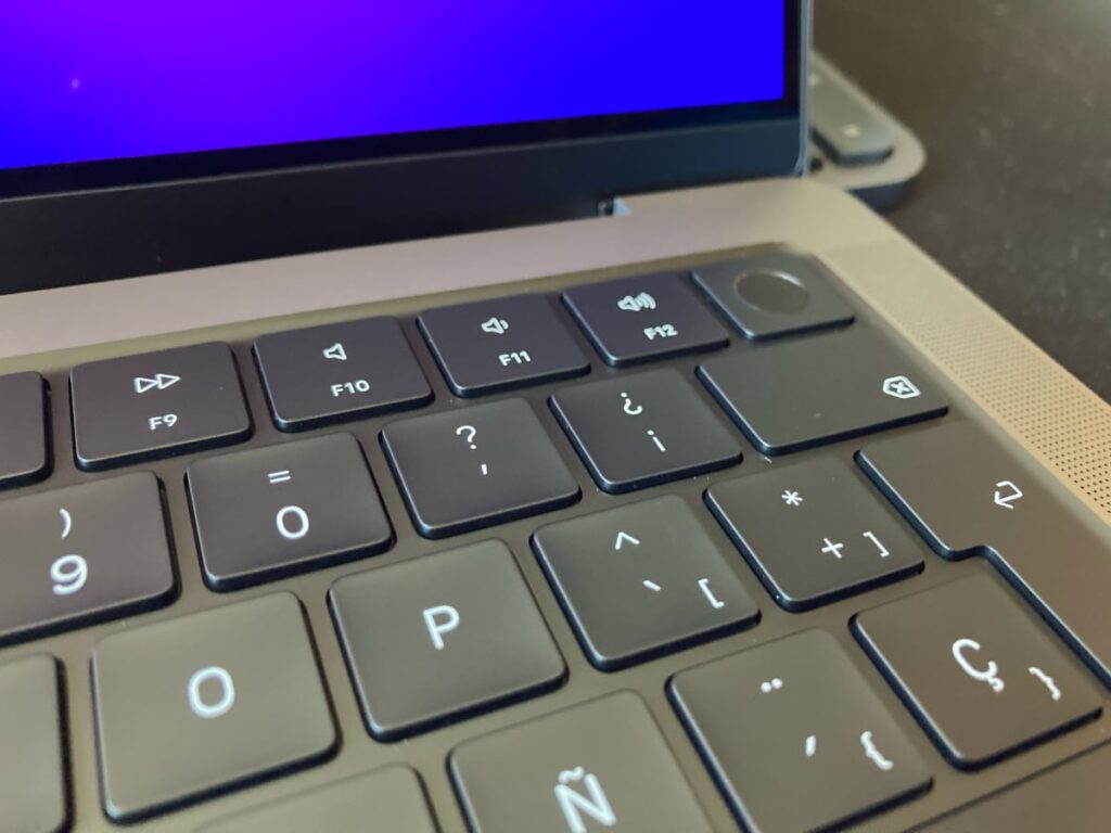 MacBook Pro de 14 pulgadas con Chip M1 Pro de 2021: Touch ID