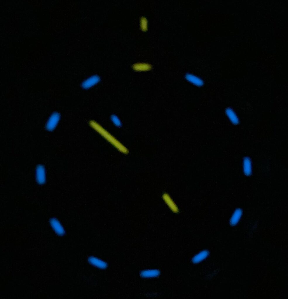 Luminox Navy SEAL Colormark 3051: iluminación Tritio