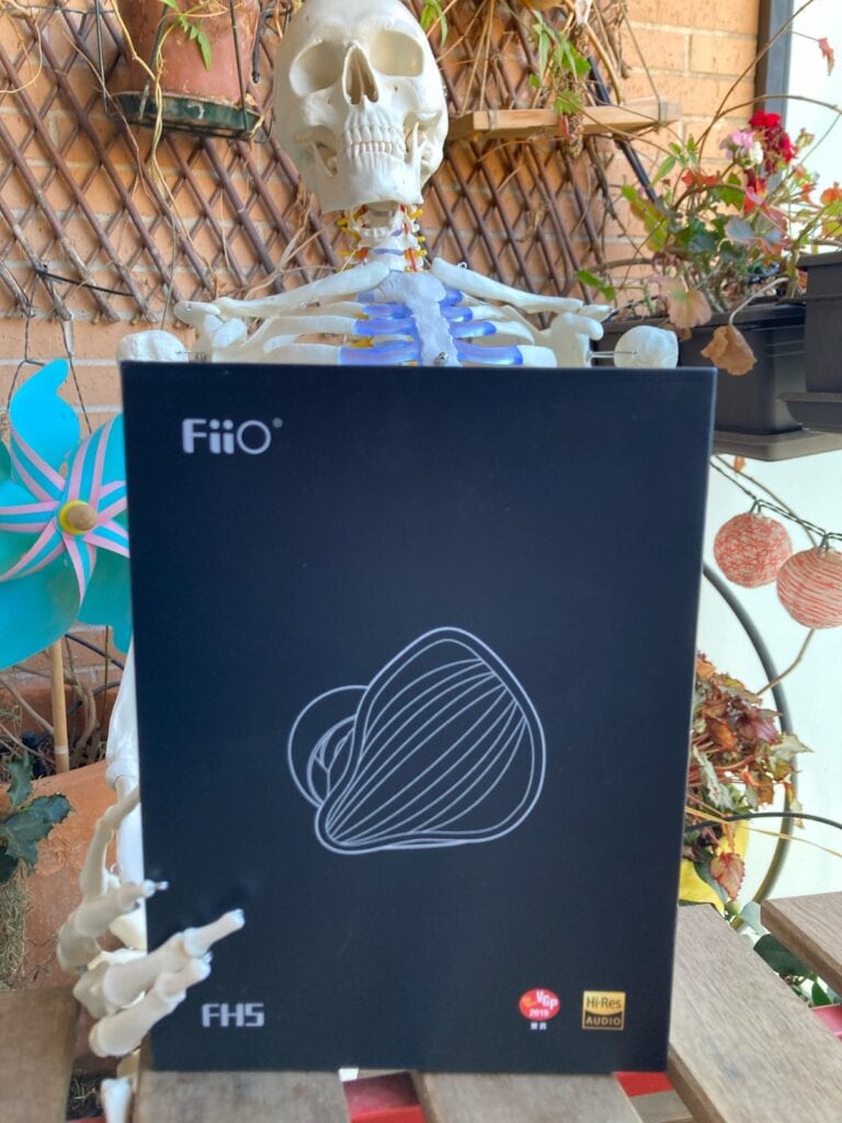 FiiO FH5: características, diseño y fabricación