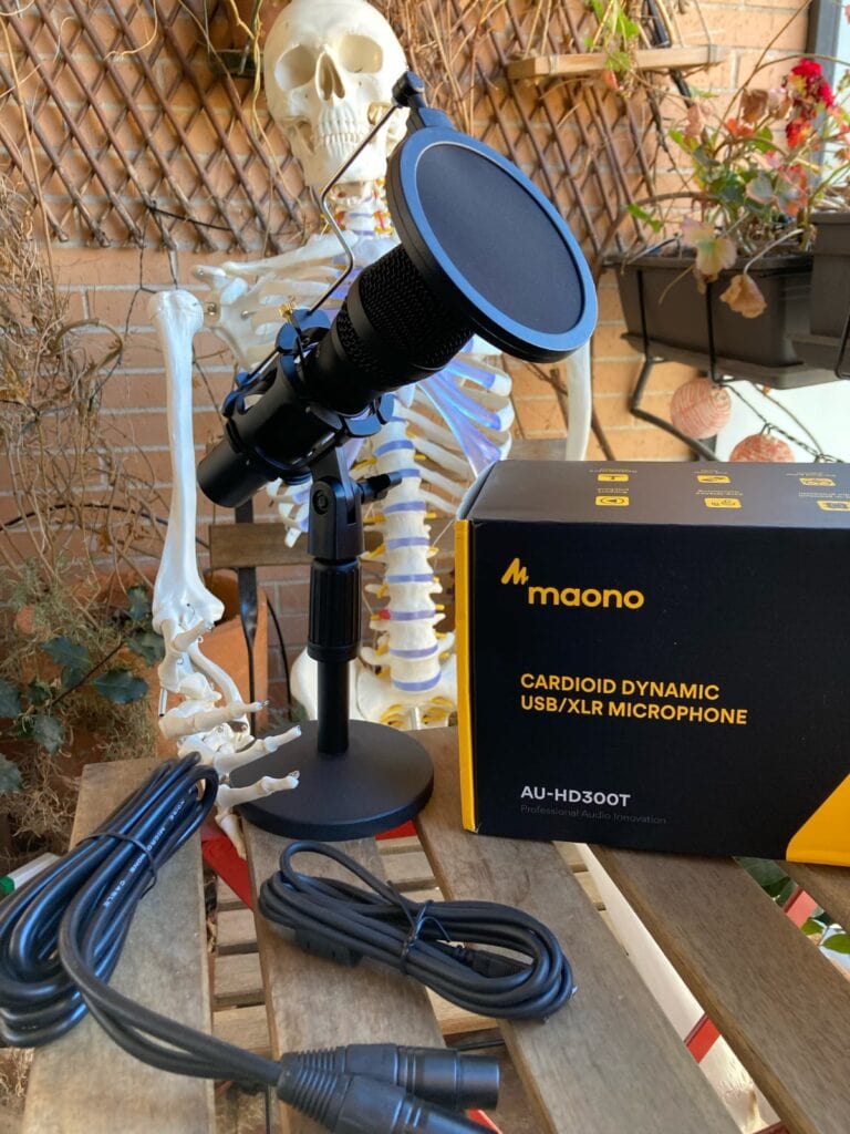 Maono AU-HD300T: micrófono completamente montado