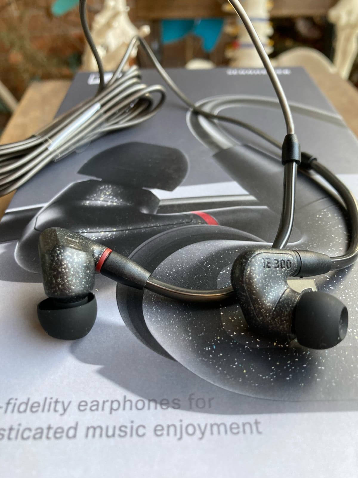 Sennheiser IE 300 auriculares IEM