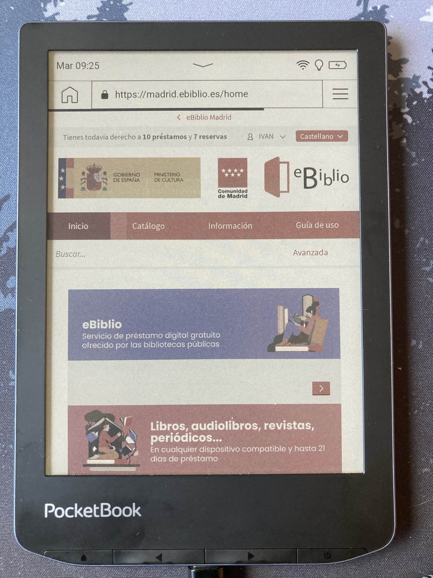 Pocketbook Verse Pro Color con ebiblio en su pantalla