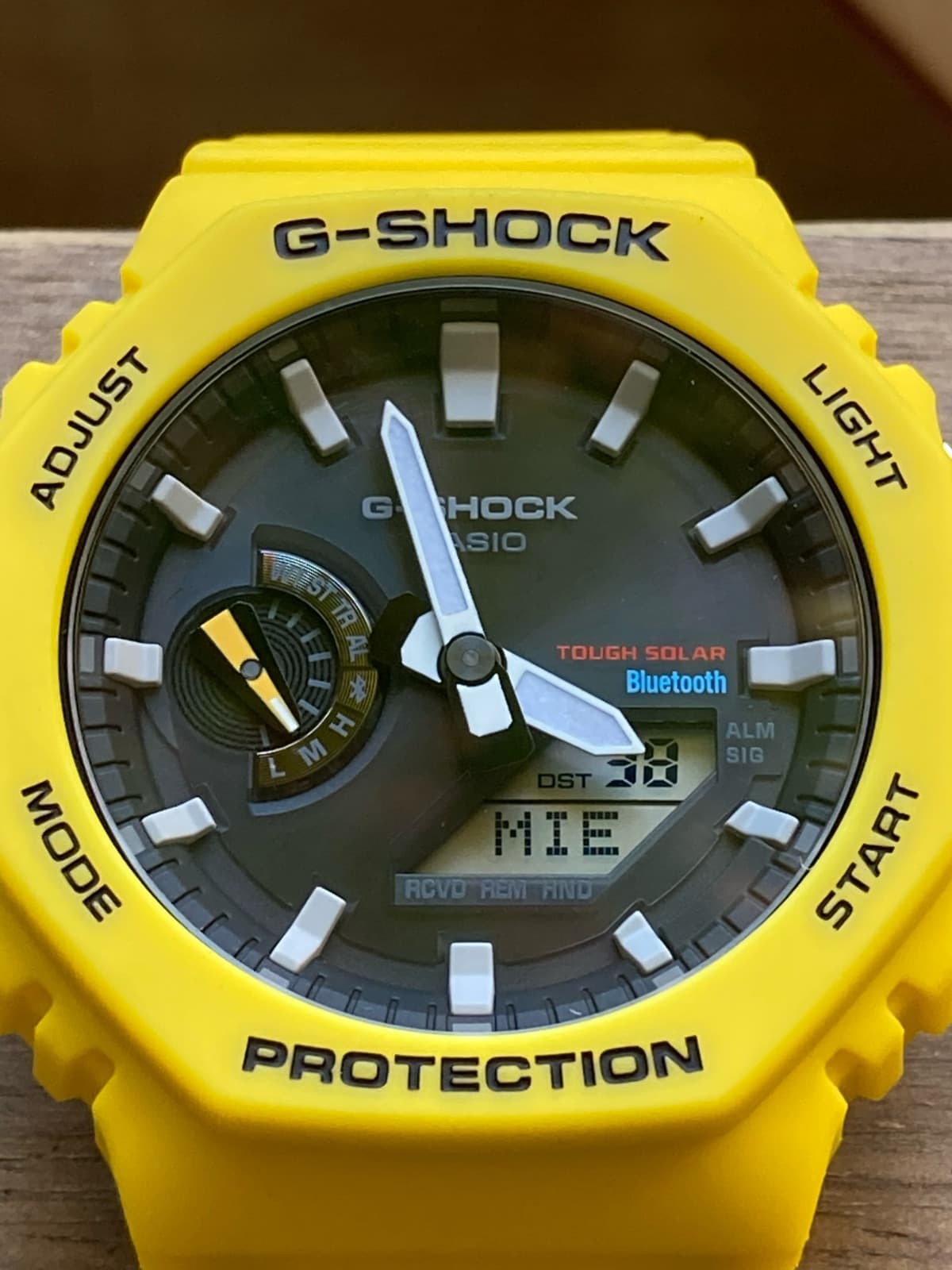 casio g-shock ga-b2100 con carga solar.