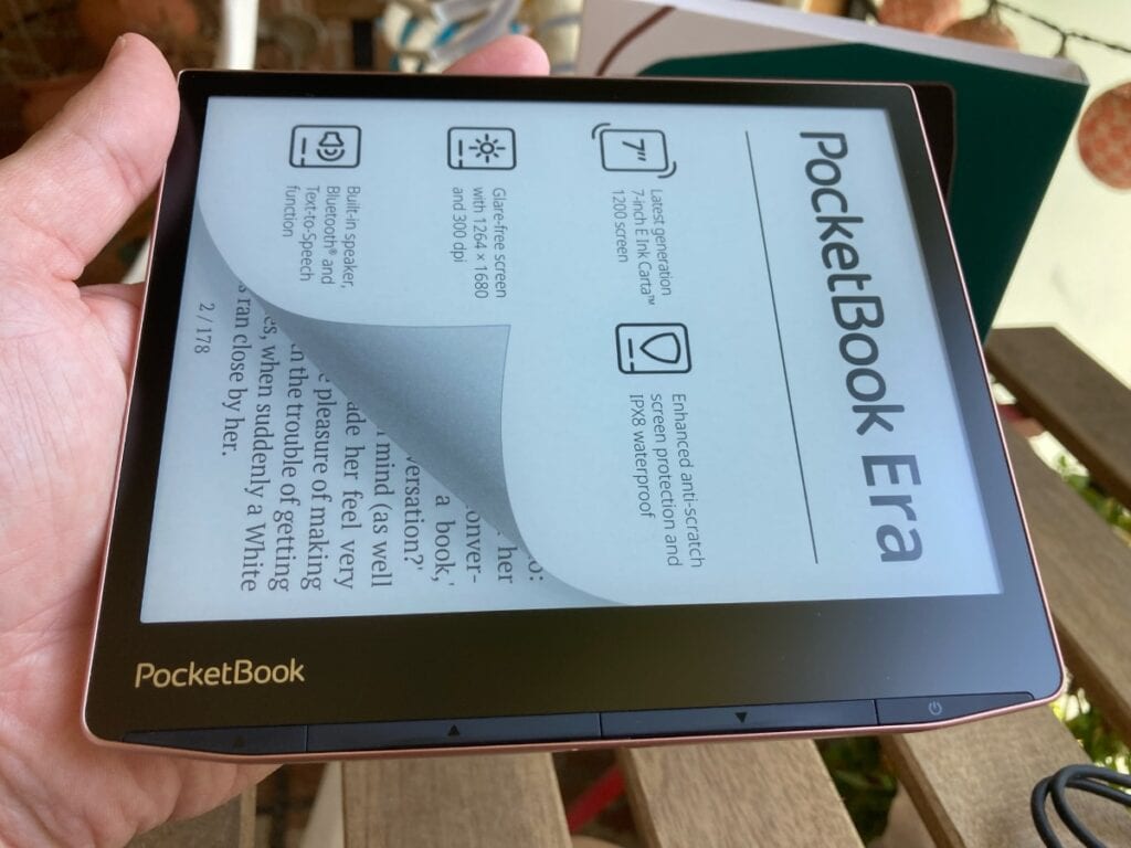 Pocketbook Era: pantalla y botones