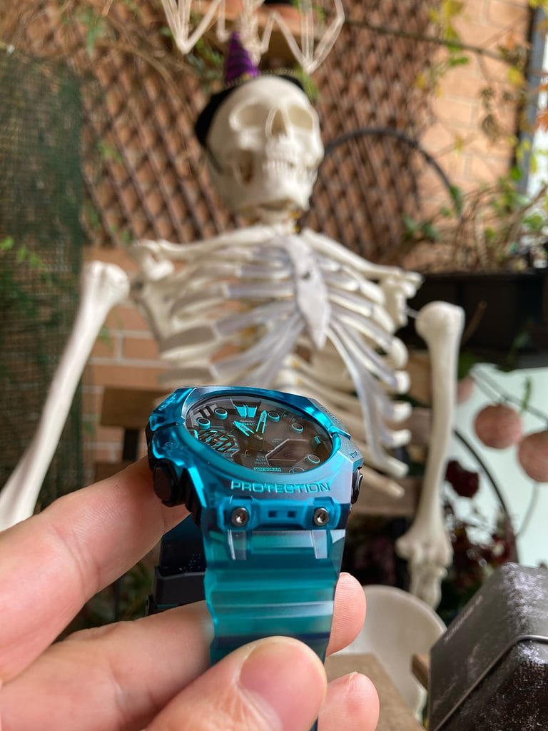 Casio G-Shock GA-B001: características, diseño y fabricación