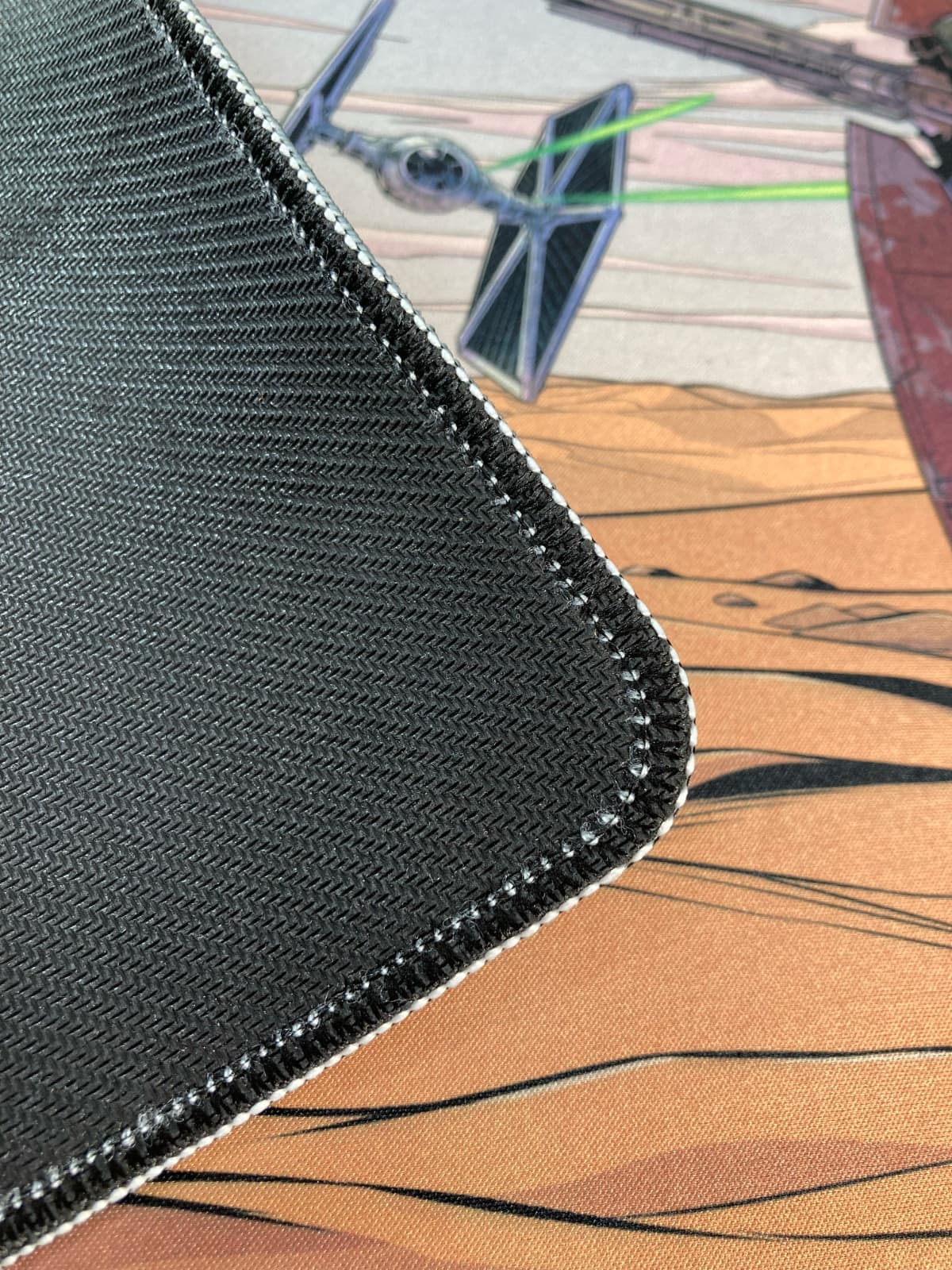 Alfombrillas de Star Wars para gaming: The Mandalorian - bordes cosidos