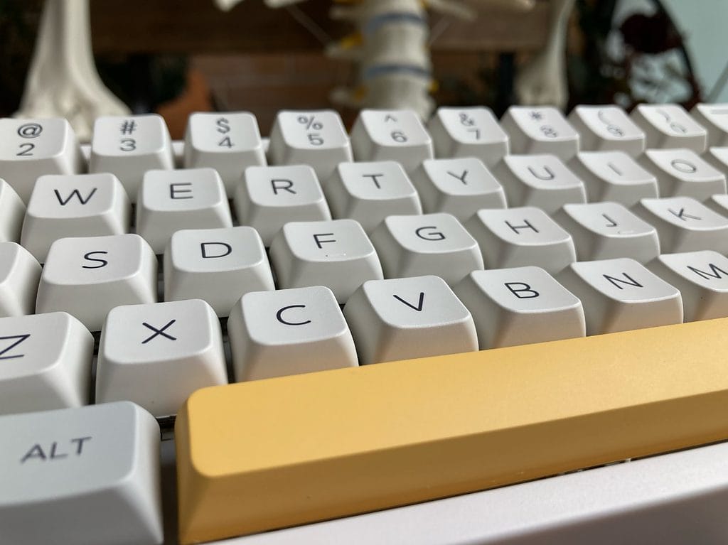 Teclado mecánico Epomaker TH66 teclado perfil