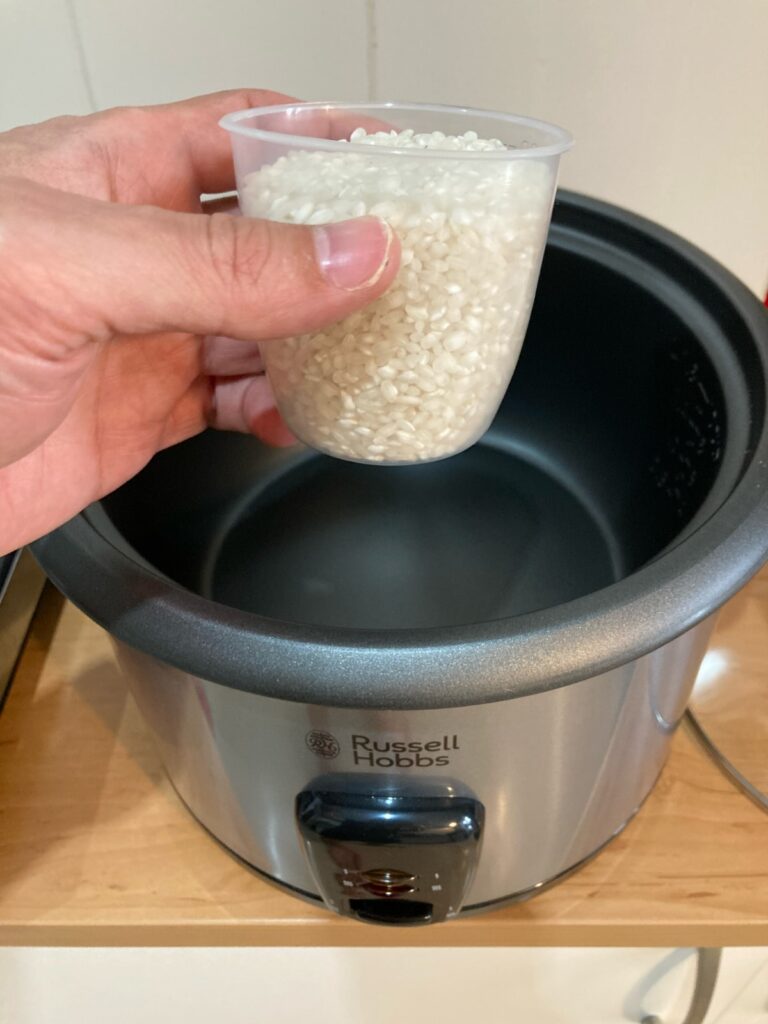 Arrocera eléctrica Russell Hobbs Cook@Home: preparando arroz