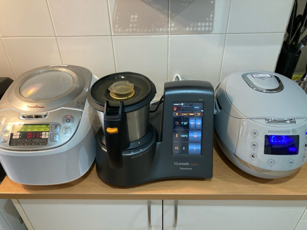 Robot de cocina Maxichef de Moulinex, la arrocera de Reishunger, y una Taurus MyCook Touch