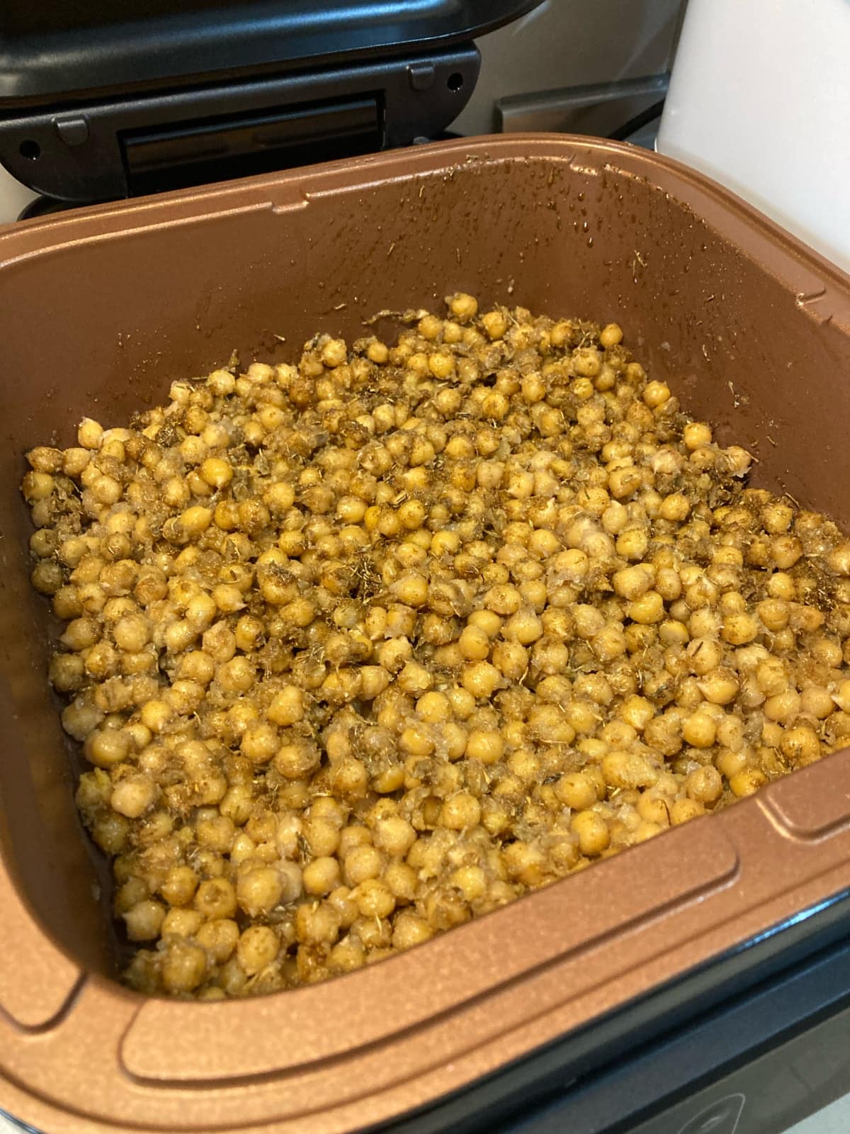 Russell Hobbs Satisfry Air & Grill XL probandola con varias recetas: garbanzos