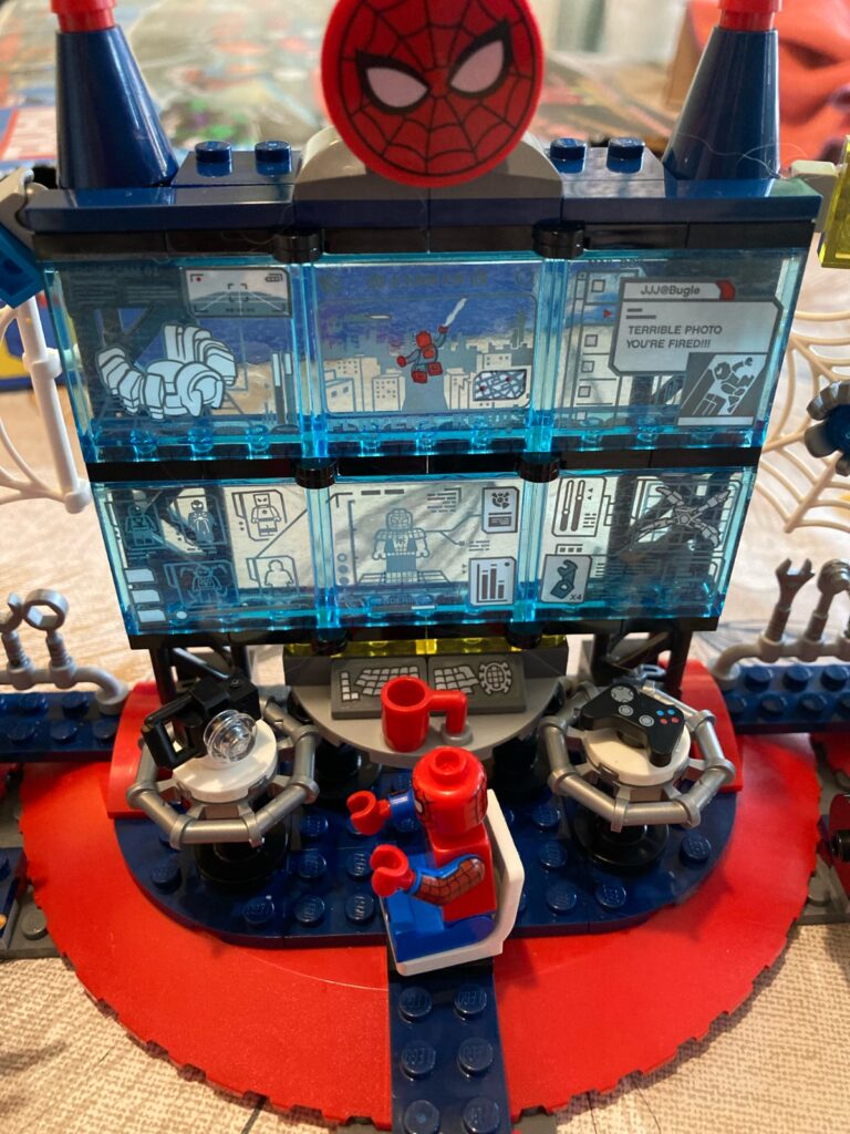 LEGO Marvel Spider-Man 7615 Ataque a la Guarida Arácnida