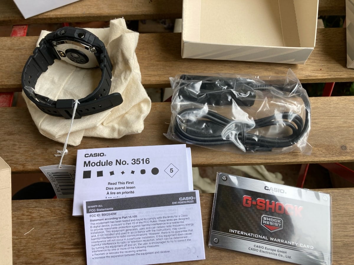 Reloj Casio G-shock DW-H5600: unboxing