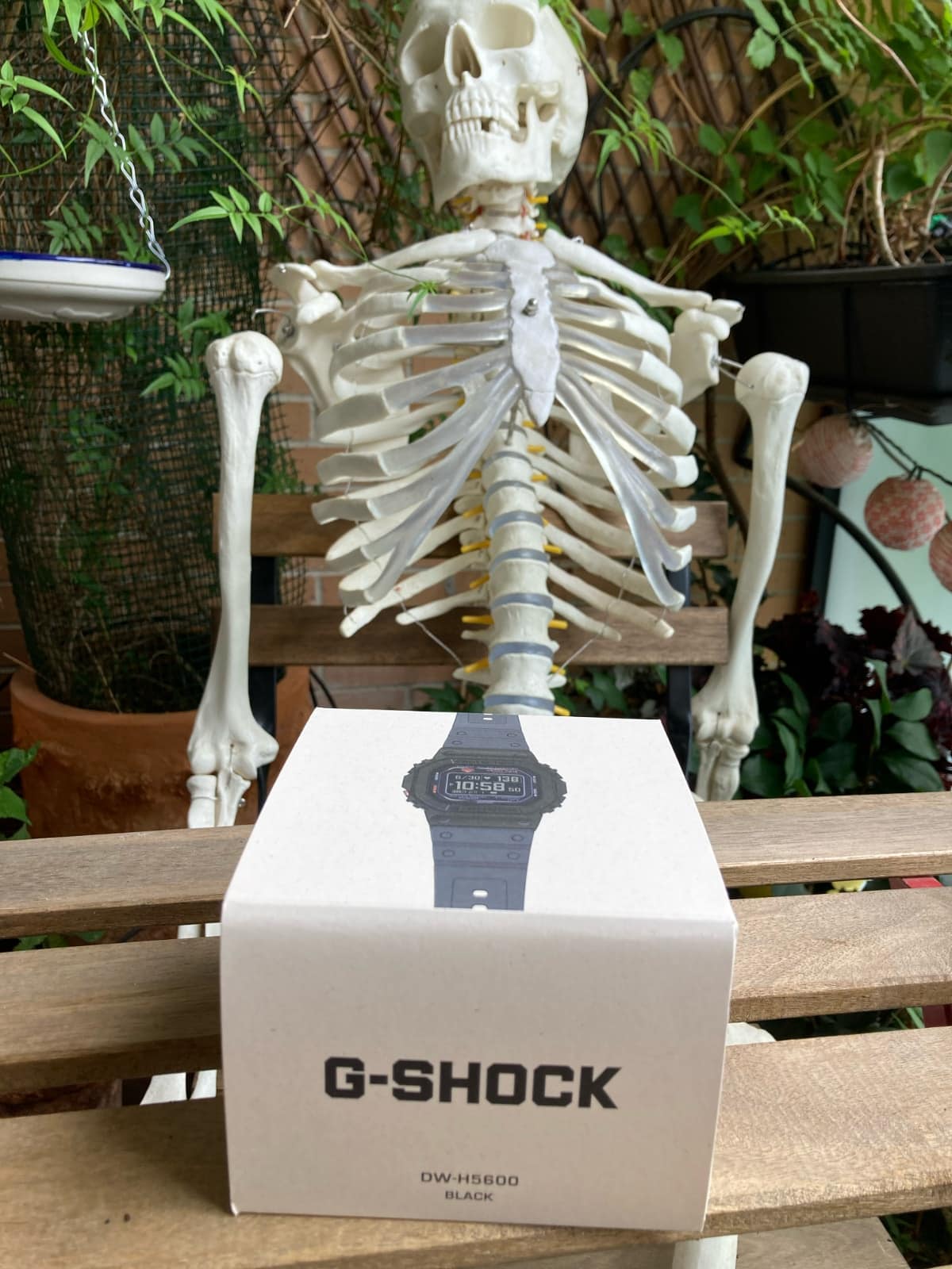 Reloj Casio G-shock DW-H5600: unboxing