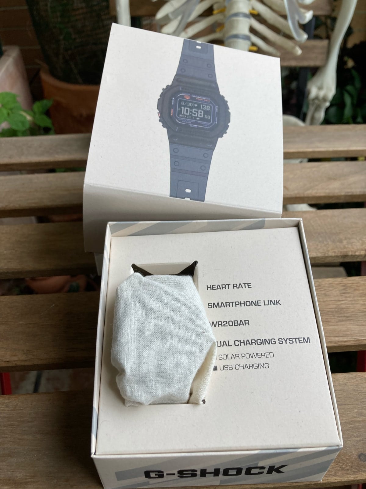 Reloj Casio G-shock DW-H5600: unboxing