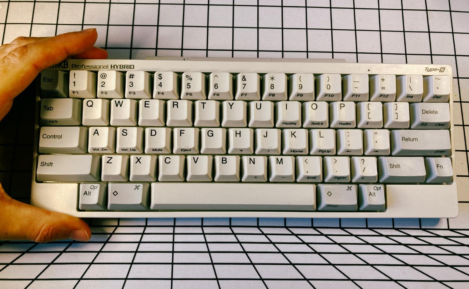 Teclado HHKB, un modelo para toda la vida que no es precisamente barato, pero que merece completamente la pena. 