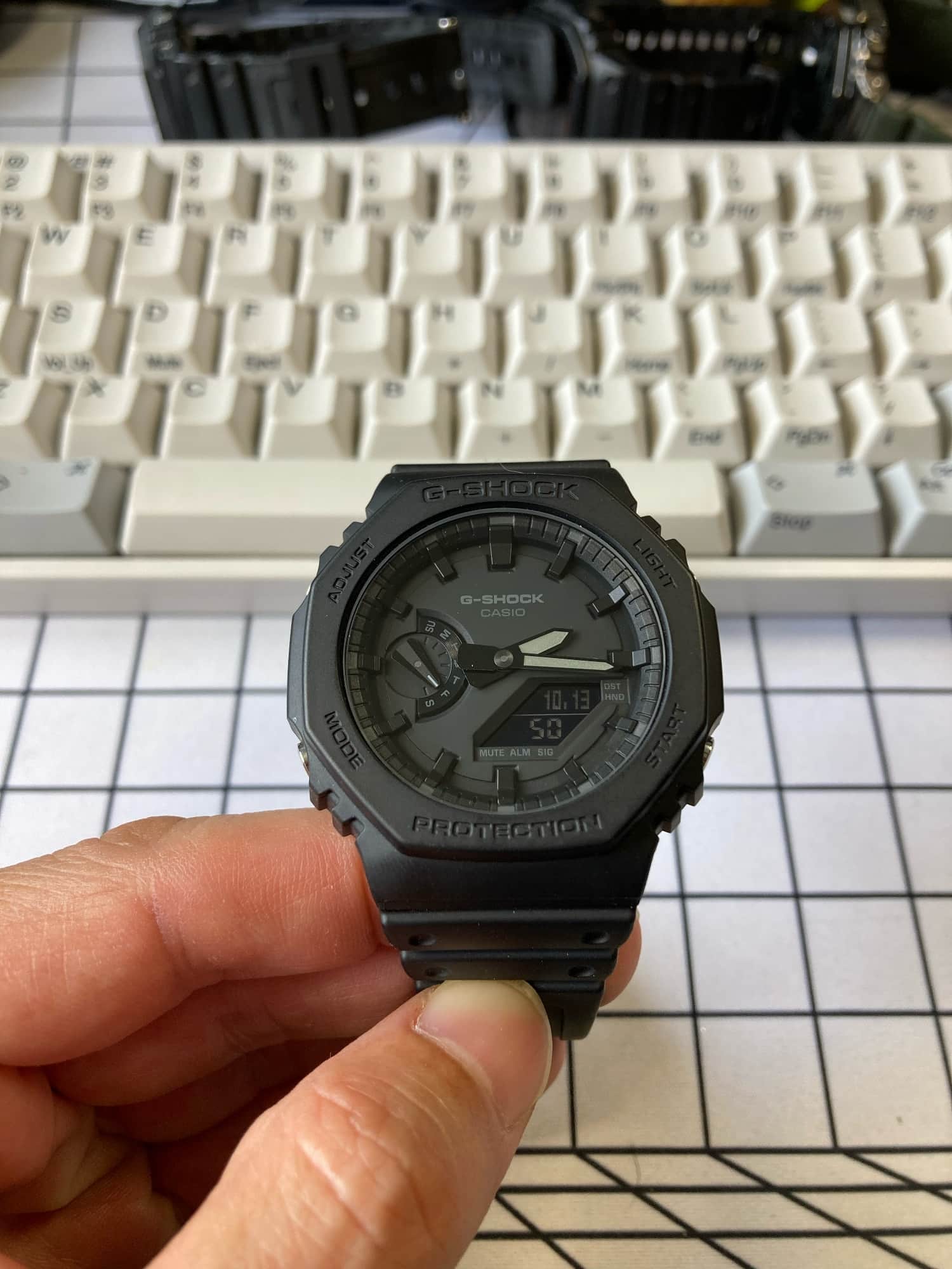 Casio G-Shock GA-2100 Casioak - Review y opinión de uno de los relojes más populares de Casio en los últimos años. Lo tenemos en nuestras manos. 