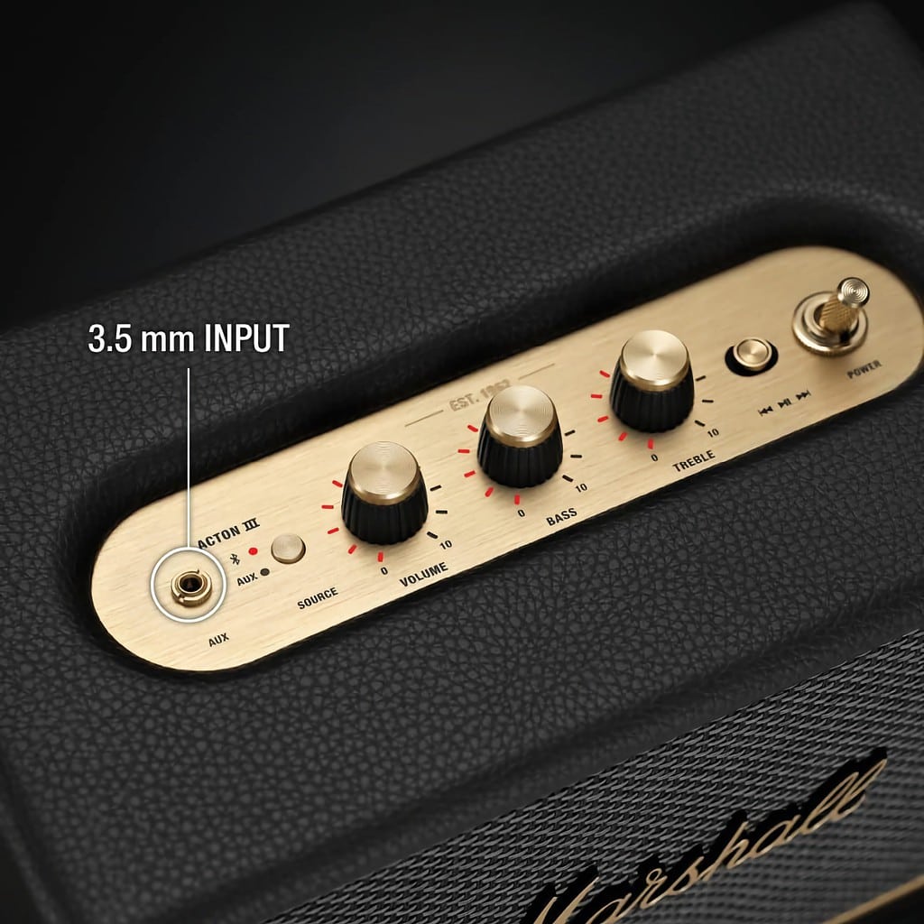 Marshall Stanmore III: parte superior con controles y jack 3.5 mm