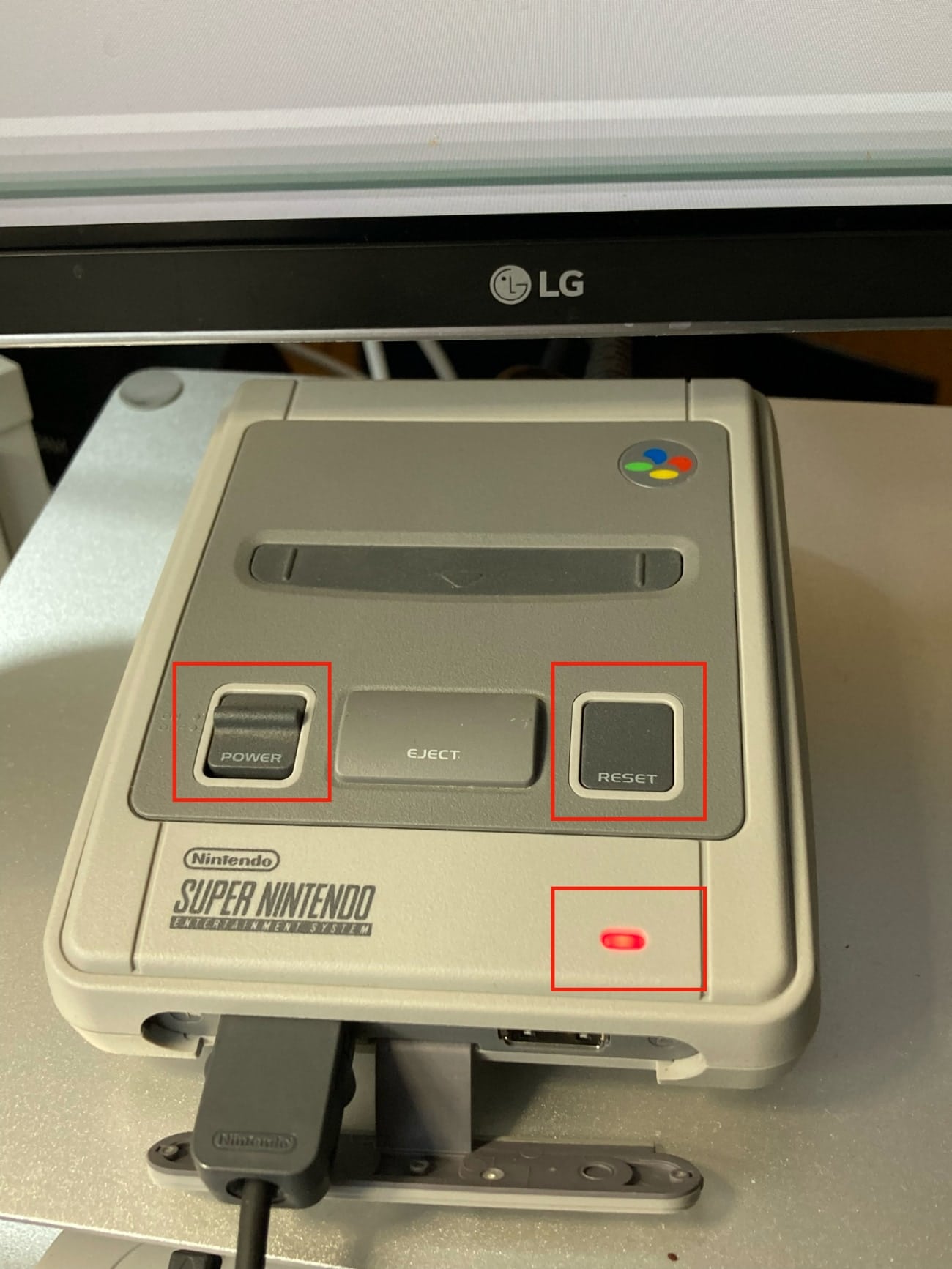 Parte superior de la SNES Classic Mini - La consola retro que estabas esperando