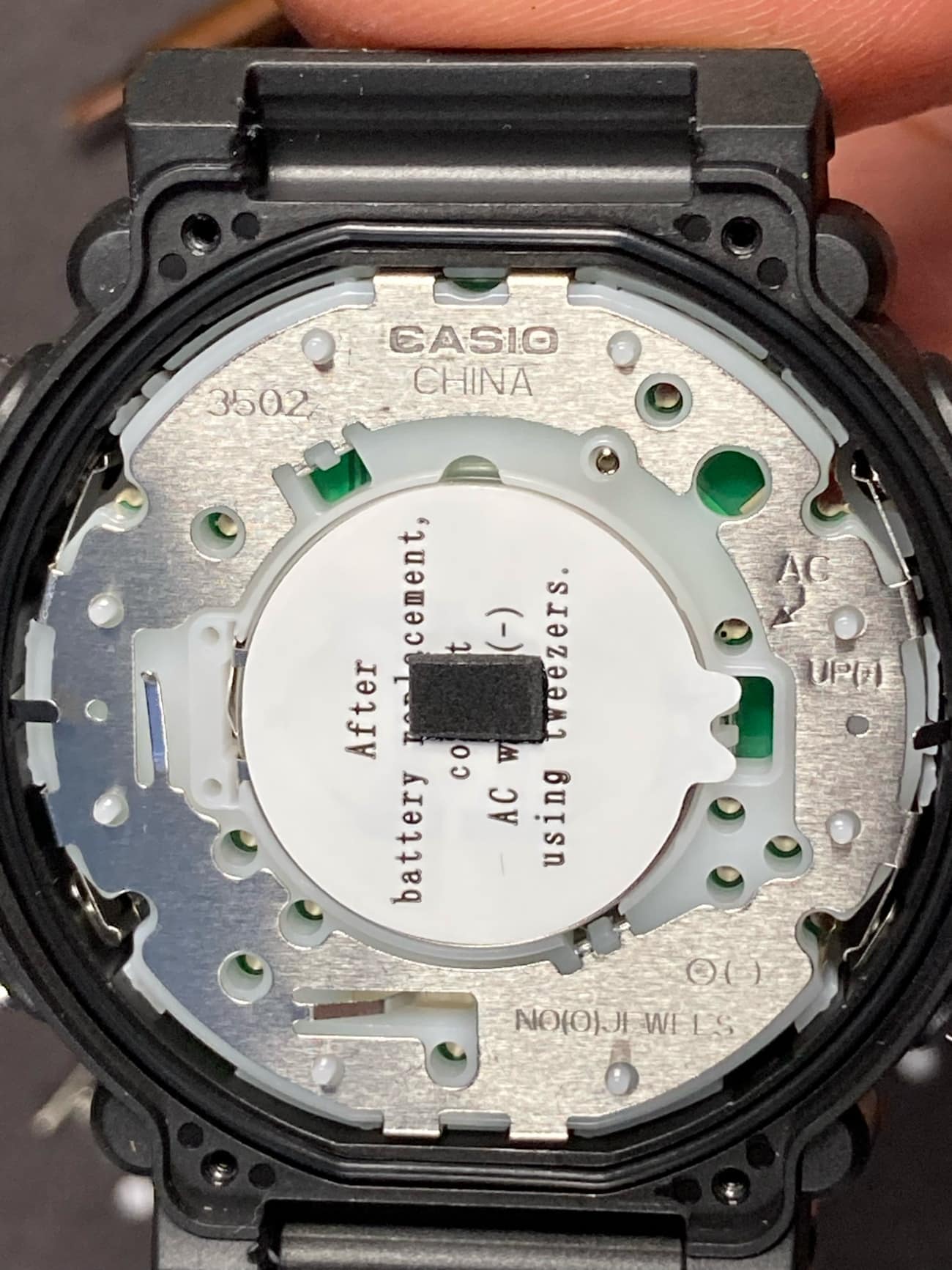 Casio AE-1500WH: modulo y pila