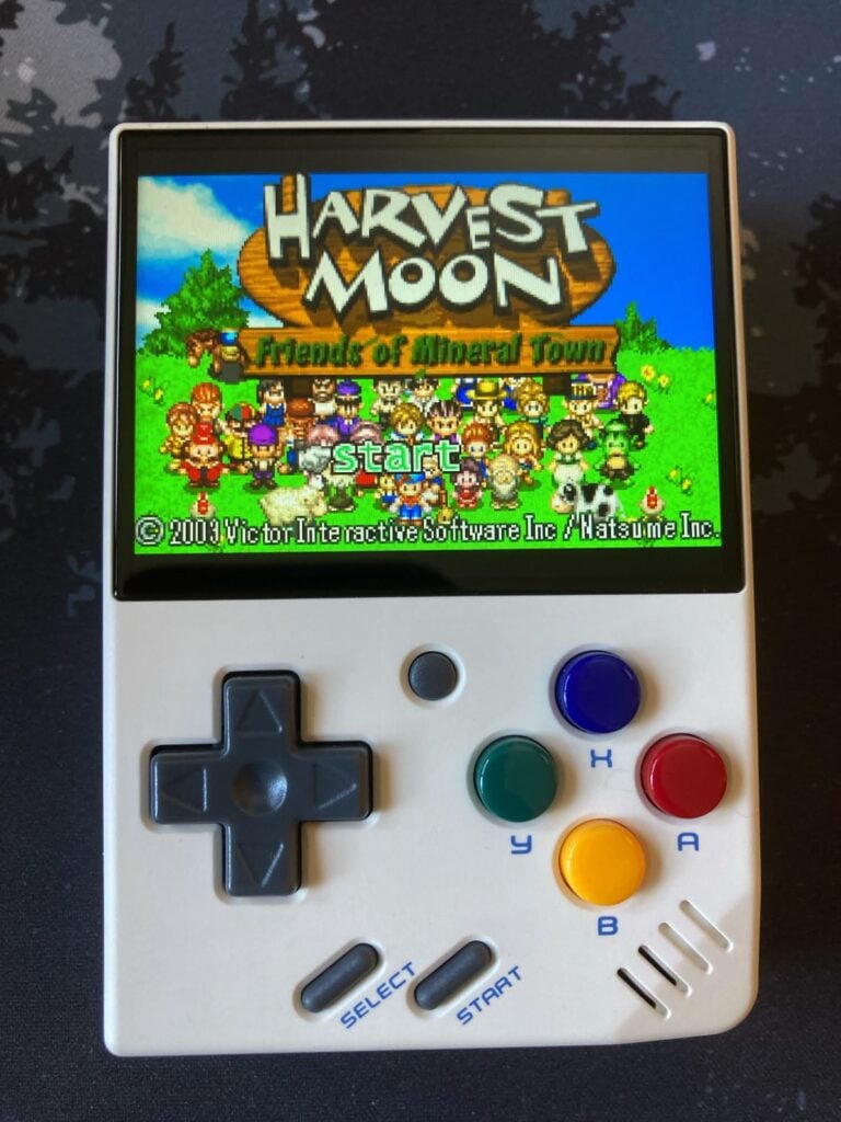 Videojuego retro en consola Miyoo mini: Harvest Moon