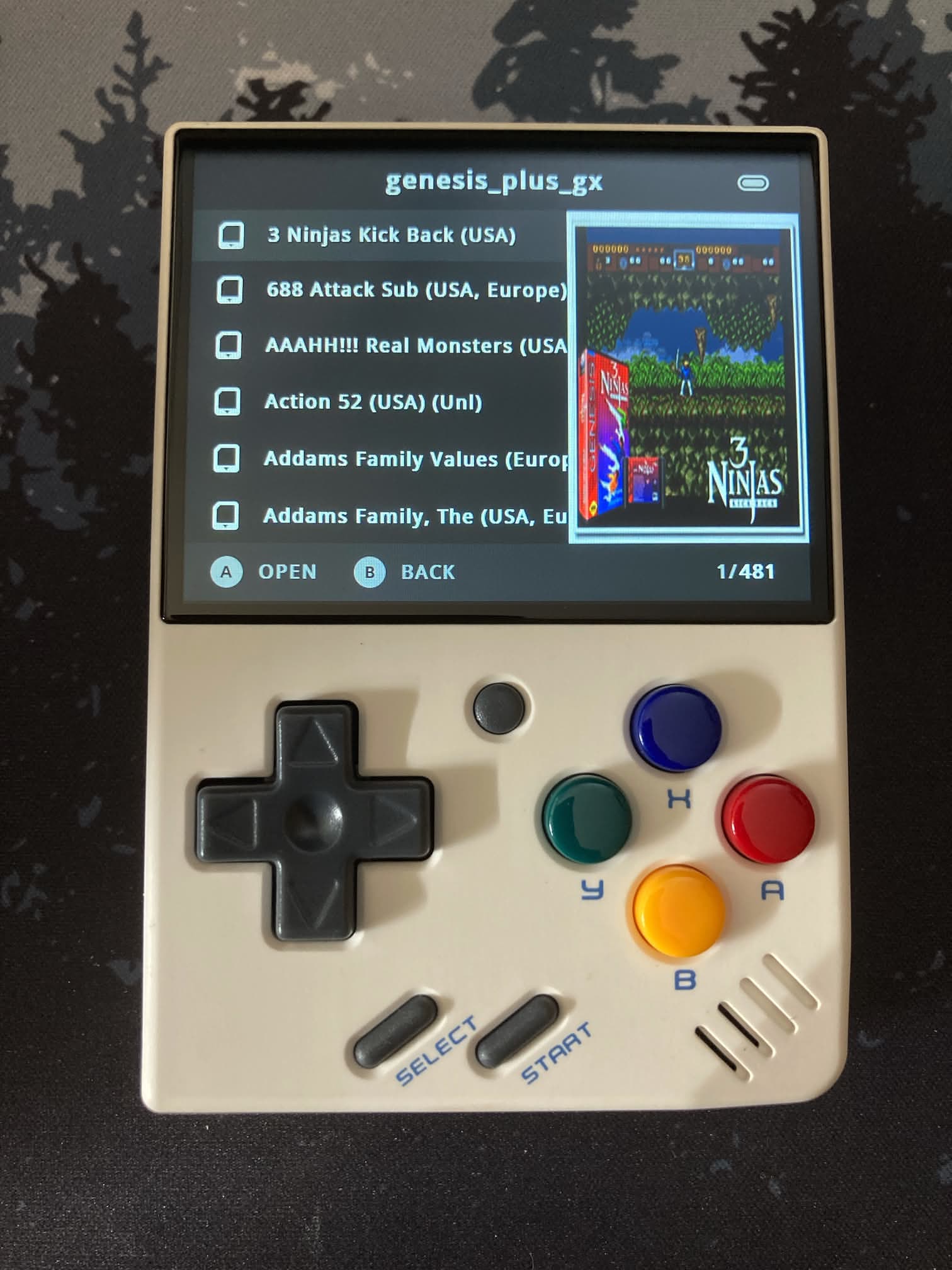 Miyoo mini v4 con SO de fábrica: listado de juegos con caratulas
