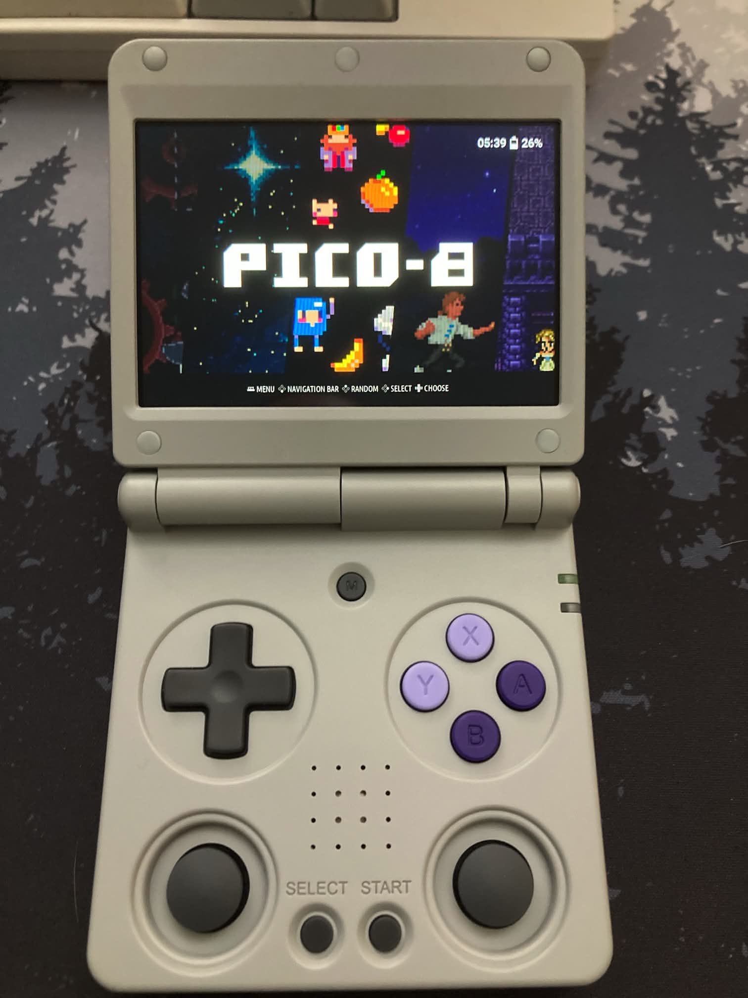 Consola retrogaming ANBERNIC RG 34XXSP con SO Rocknix: pantalla inicial