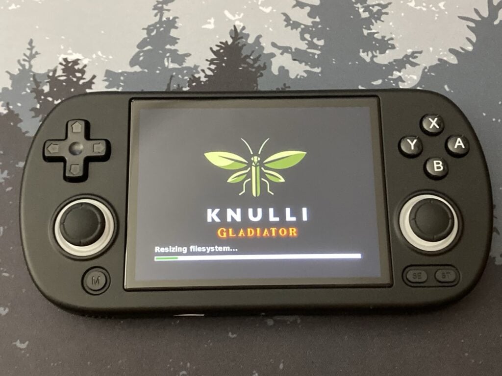 Anbernic RG40XX H con Knulli OS