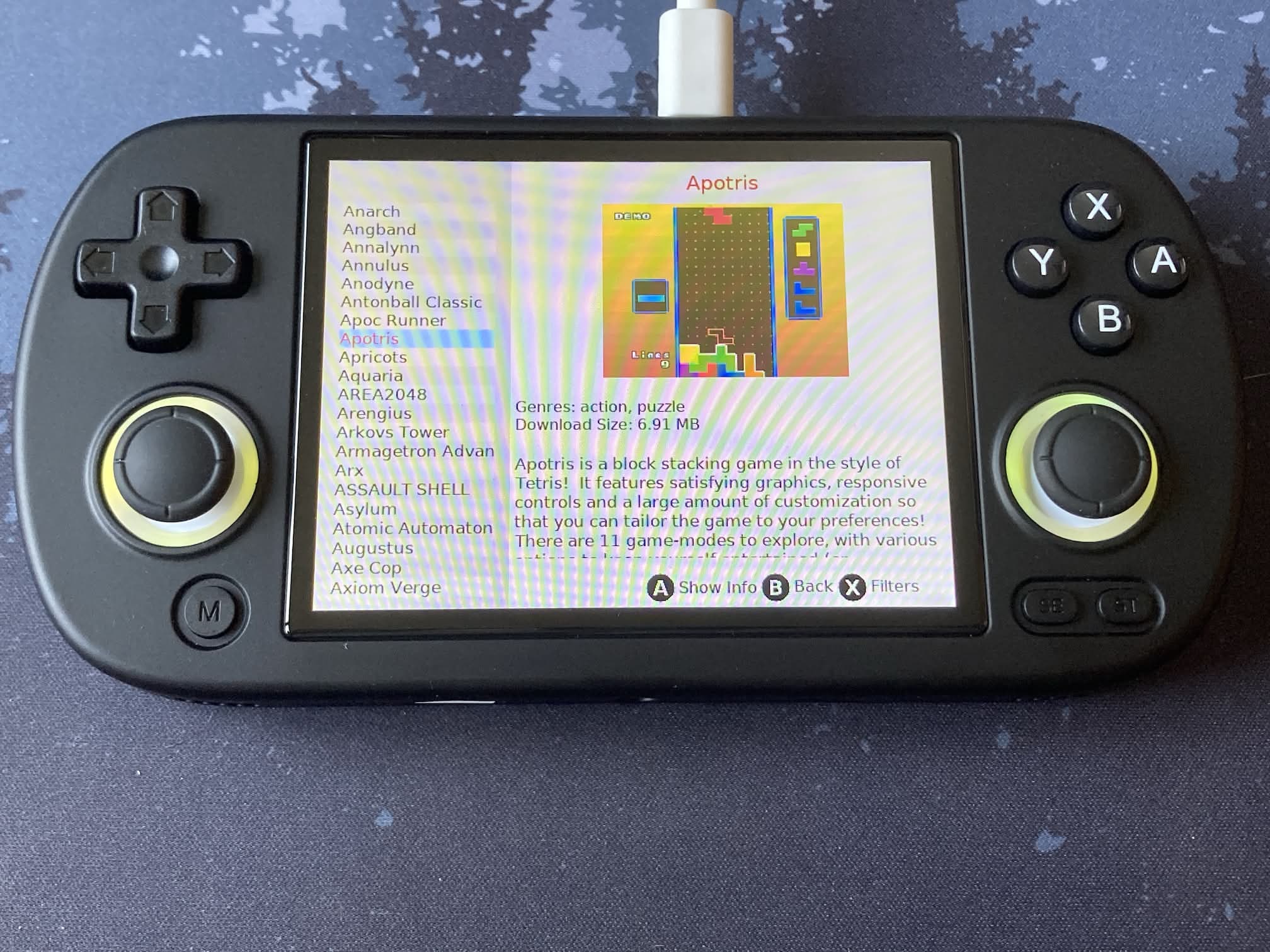 Anbernic RG40XX H: juegos con Portmaster