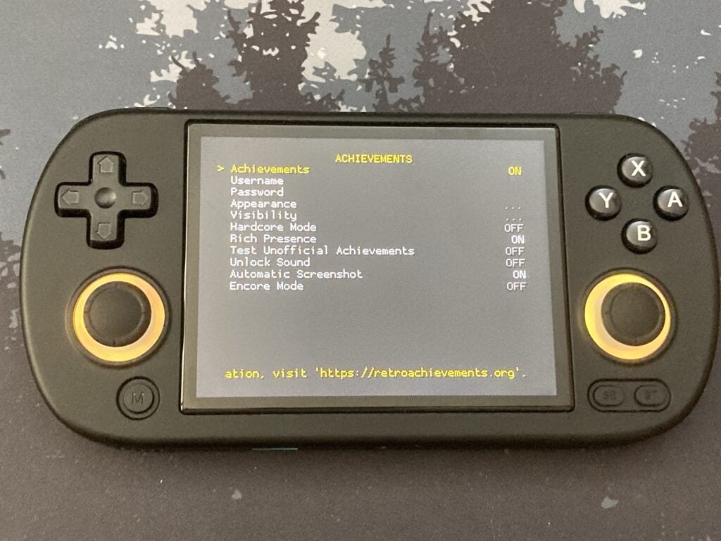 Anbernic RG40XX H: SO muOS te da acceso a RetroArch (achievements)