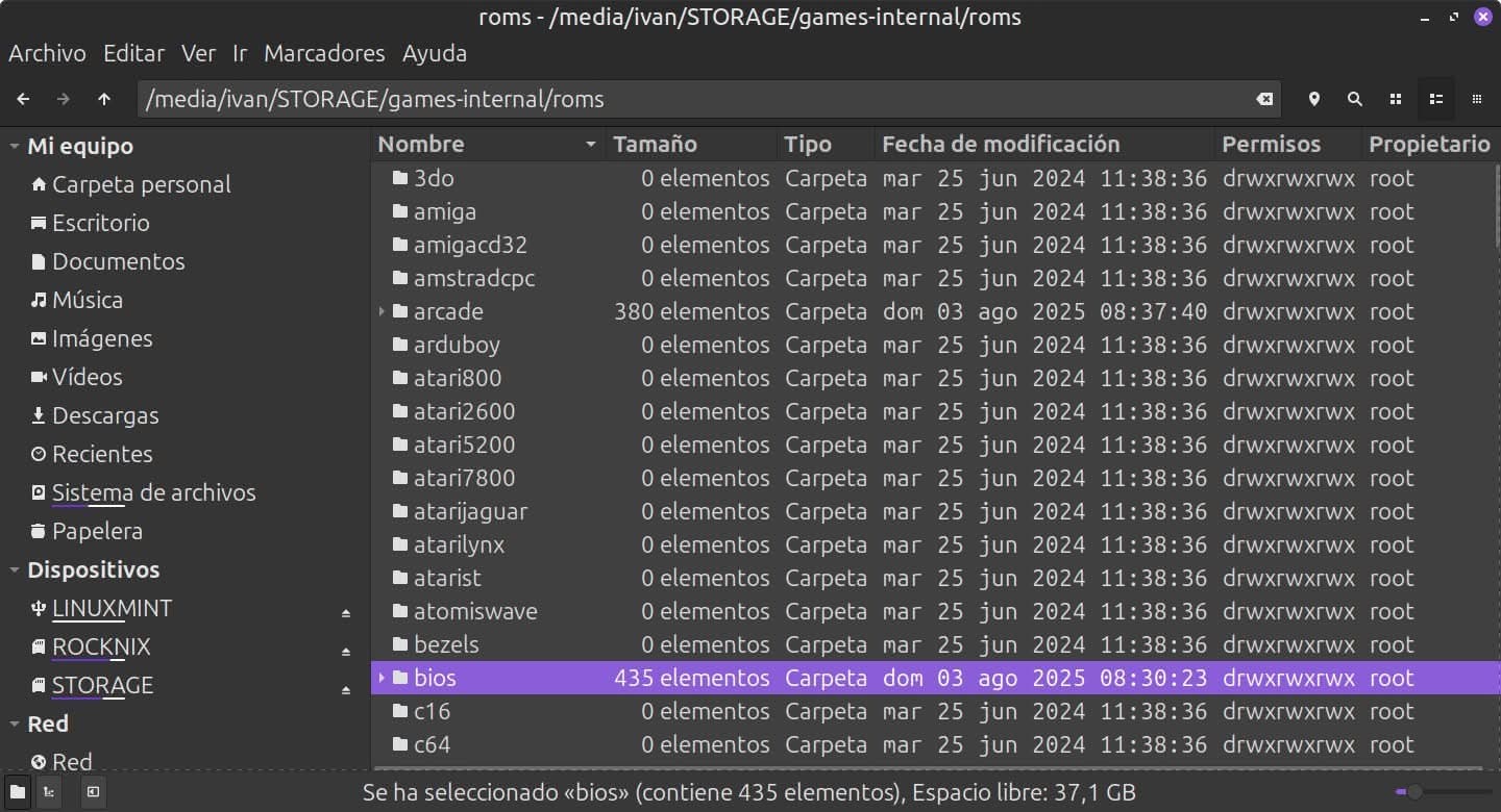 Debes meter las BIOS en la partición STORAGE/games-internal/roms/bios/ en Rocknix