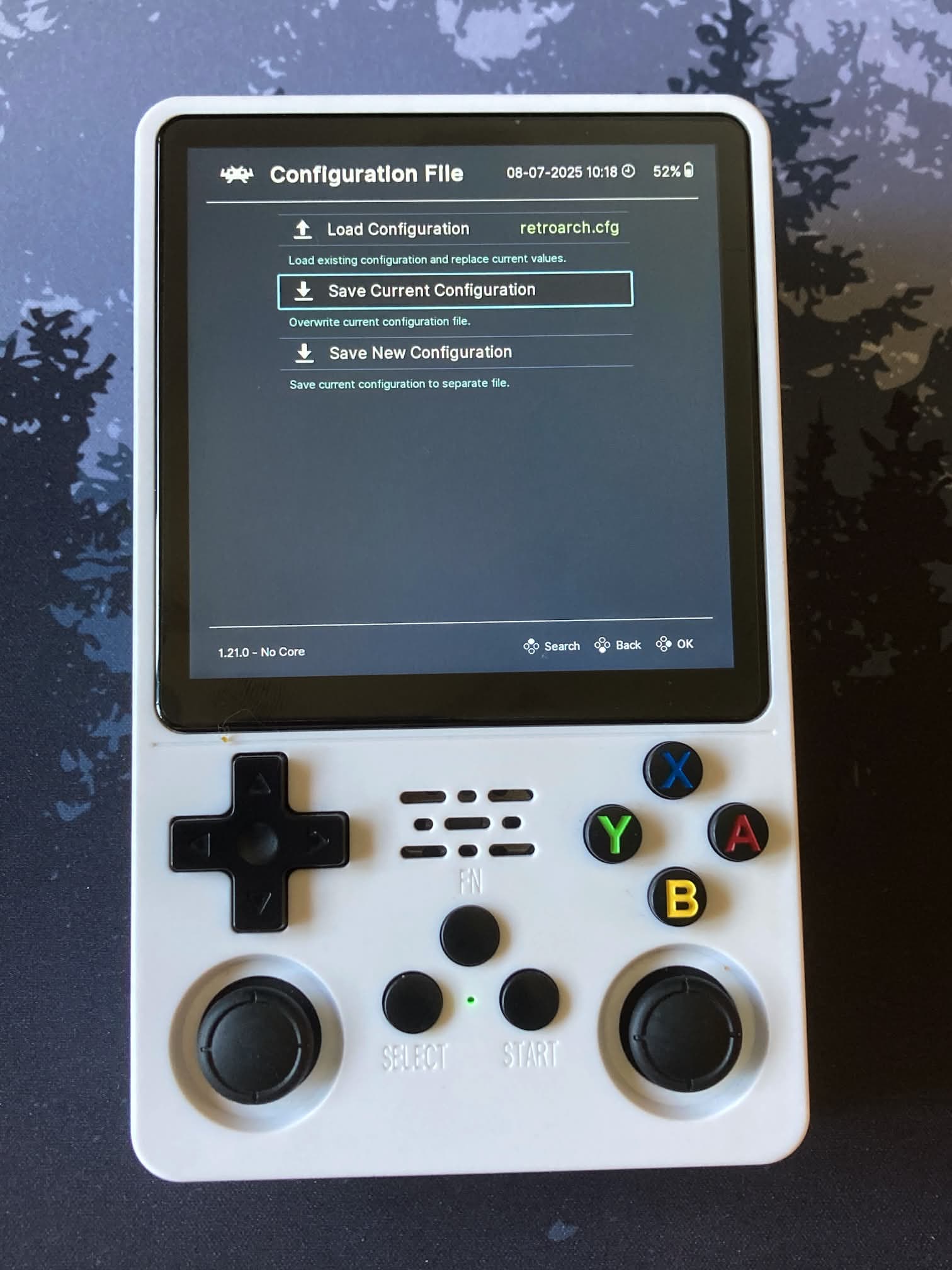 ArkOS en la R36Plus: activamos los Achievements en RetroArch. Guardamos la configuración.