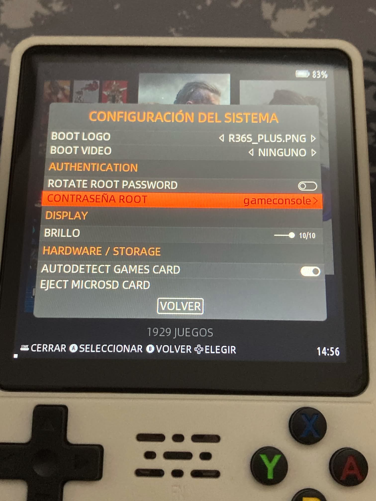 R36Plus consola en color blanco con sistema operativo GameConsoleOS. Configuración