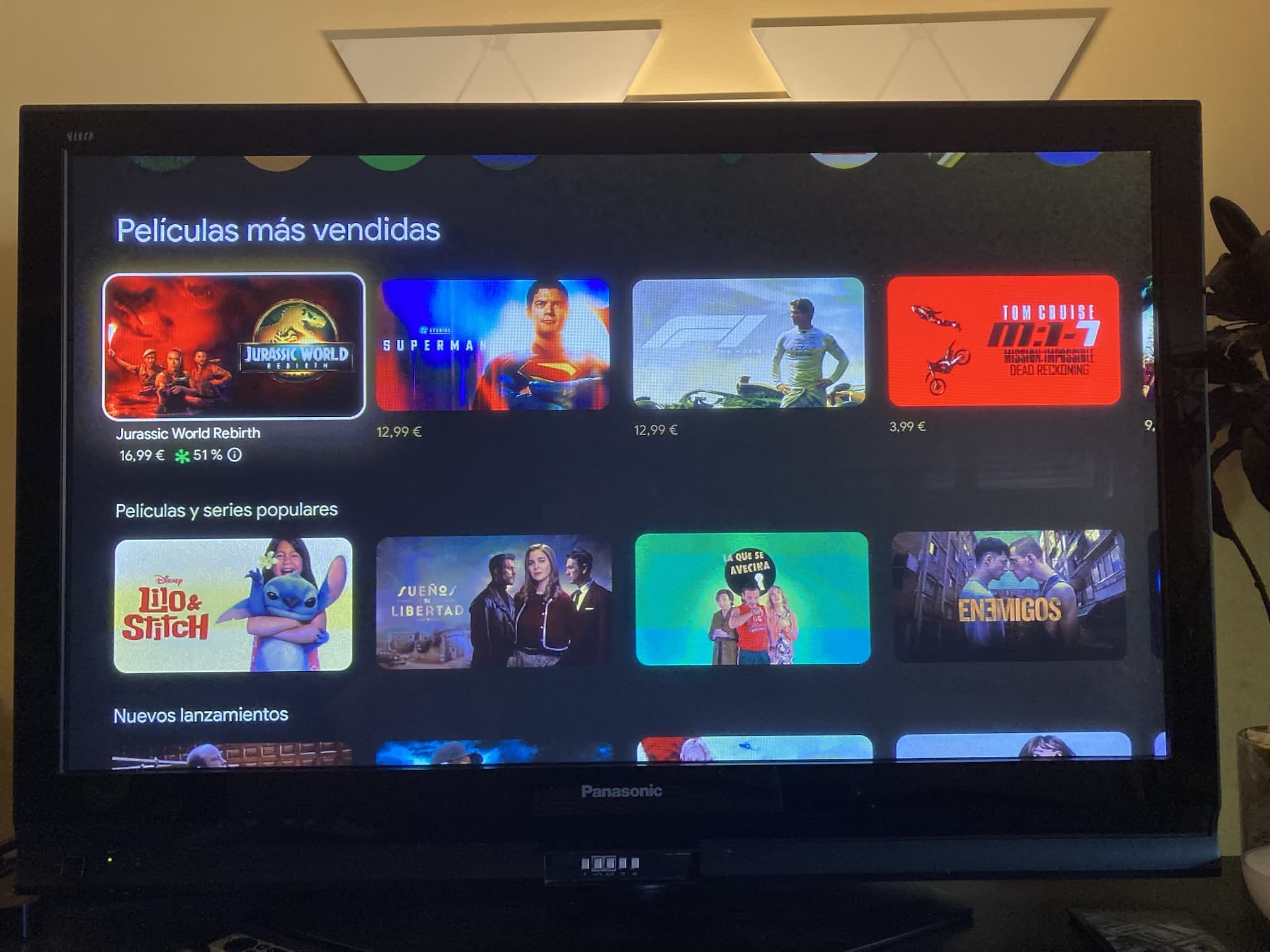 Interfaz de Google TV en una Xiaomi TV box S: peliculas más vendidas