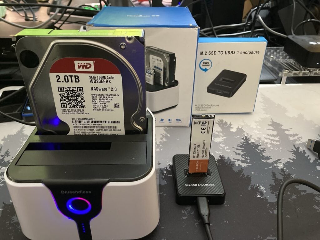 dock de Blueendless HDD de 2 bahías para discos HDD y SSD de 2.5 y 3.5 y Duplicador NVMe/SATA M.2 para discos NVMe (M Key y B+Mkey) y SSD Sata (B+Mkey)