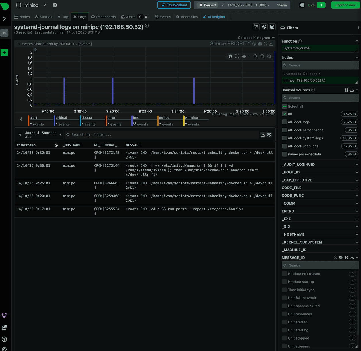Interfaz logs en Netdata para Linux Mint en un servidor local.